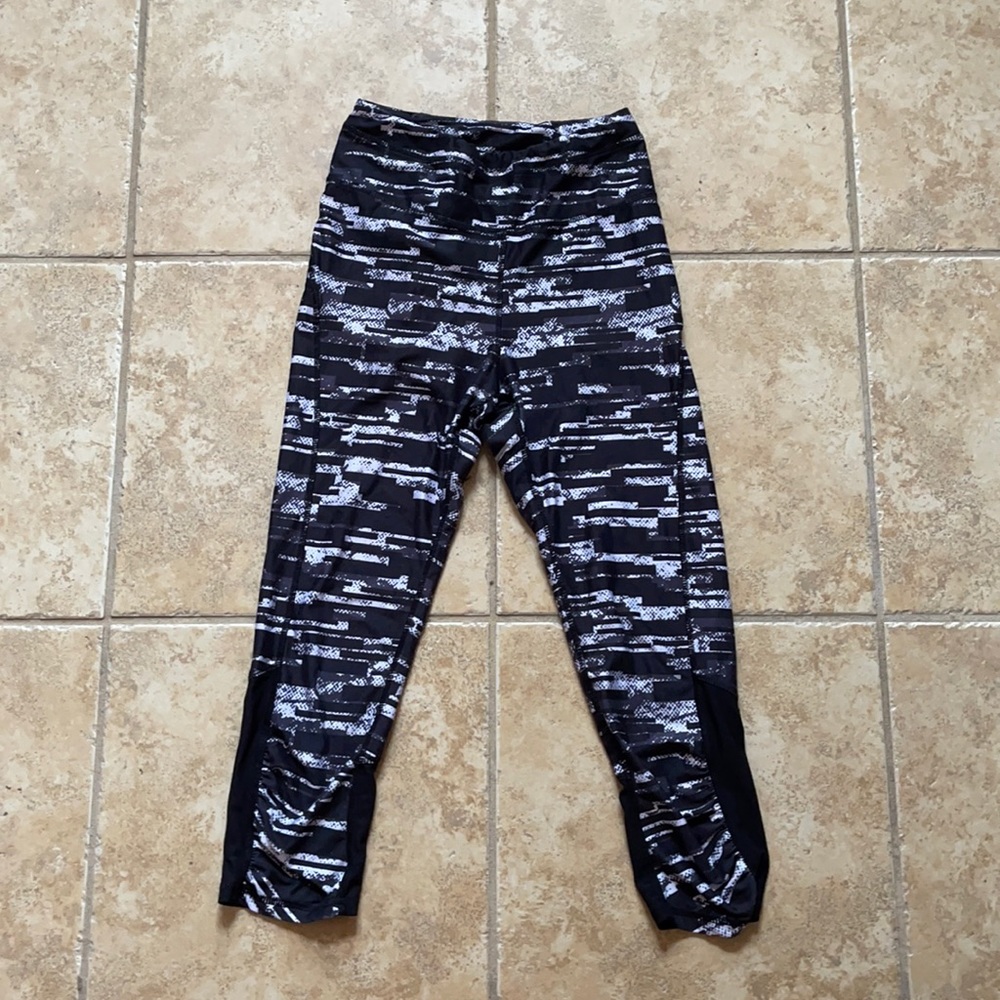 Patterned leggings